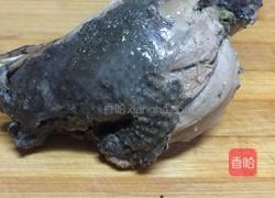 麻辣青笋鸡丝的做法图解1