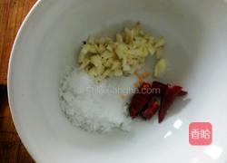 凉拌紫甘蓝的做法图解3