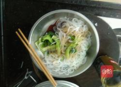 卤水猪耳汤粉的做法图解6