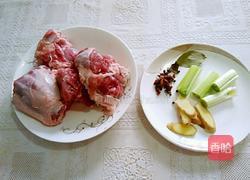 凉拌拆骨肉的做法图解1