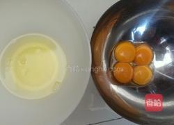 笑脸戚风蛋糕〈电饭锅版〉的做法图解1