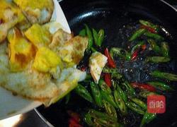 香辣豆鼓荷包蛋的做法图解8