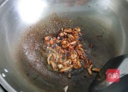 茭白木耳胡罗卜炒肉丝的做法图解2