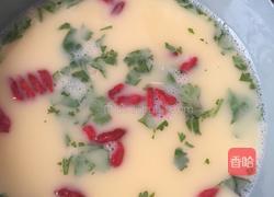 芙蓉蛋虾花的做法图解2