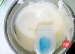 全蛋纸杯蛋糕的做法图解5