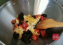 西红柿木耳炒蛋的做法图解3