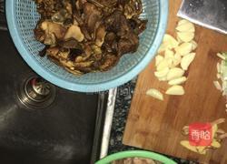 酱香番茄排骨的做法图解1
