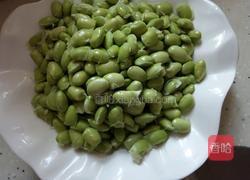 小炒毛豆的做法图解1