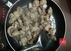 土豆焖鸭的做法图解1