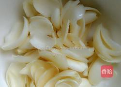 鱼鳔百合汤的做法图解2