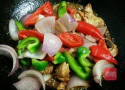 双椒炒鸡腿的做法图解8