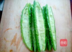 苦瓜炒鸡蛋的做法图解3