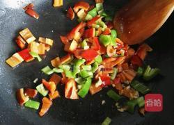 青红椒炒花蛤肉的做法图解4