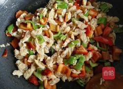 青红椒炒花蛤肉的做法图解5