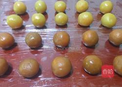 广式莲蓉蛋黄月饼的做法图解8