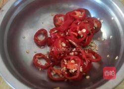 凉拌酸辣包菜的做法图解2