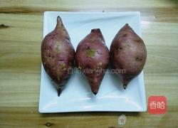 红薯饼的做法图解1