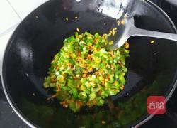 菜椒胡萝卜蛋炒饭的做法图解6