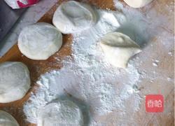 洋葱胡萝卜丝饼的做法图解2