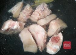 土豆猪蹄的做法图解1