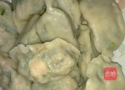 鲜虾猪肉韭菜饺子的做法图解4