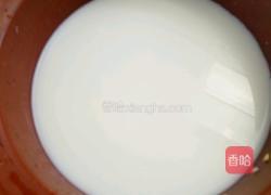 牛奶燕麦粥 的做法图解3