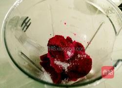 火龙果蜂蜜奶昔的做法图解7