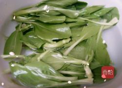 青菜素汤面的做法图解1