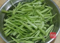 酸辣菜梗的做法图解1