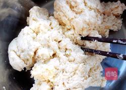 猪肉韭菜水饺的做法图解1