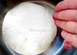 猪肉韭菜水饺的做法图解2