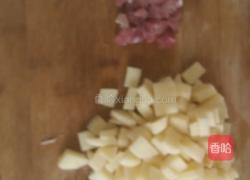 土豆闷饭的做法图解1