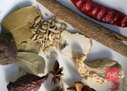 卤煮牛肉的做法图解2