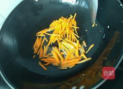 青椒胡萝卜炒鸡蛋的做法图解5