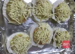 Cheese Grilled Scallops Recipe Illustration 7