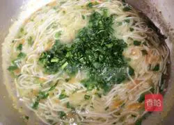 Illustration of braised noodles with fungus, vegetable and pumpkin 8