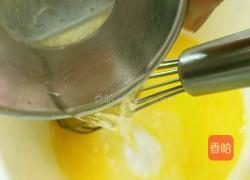 戚风蛋糕(五寸爱心)的做法图解4