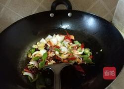 双椒溜肥肠的做法图解7