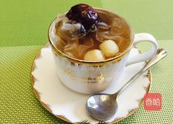 银耳莲子红枣汤的做法图解7