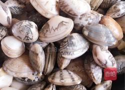 猪肚花蛤莲子汤的做法图解4