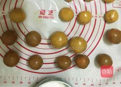 广式莲蓉蛋黄月饼的做法图解17