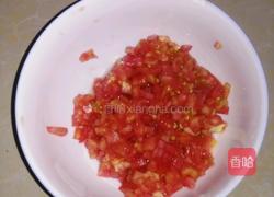 番茄鸡蛋羹的做法图解1