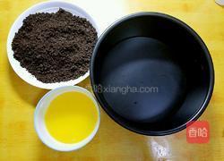 彩虹慕斯蛋糕的做法图解1