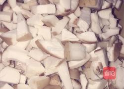 彩色肉丝蛋炒饭的做法图解1