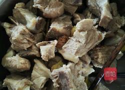 干锅排骨的做法图解1