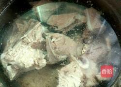 白萝卜扇骨汤的做法图解1