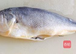 茄汁黄花鱼的做法图解1