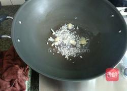 蒜芯炒腊肉的做法图解5