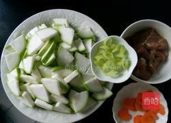 瓠瓜炒肉的做法图解1
