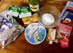 小黄人慕丝蛋糕的做法图解1
